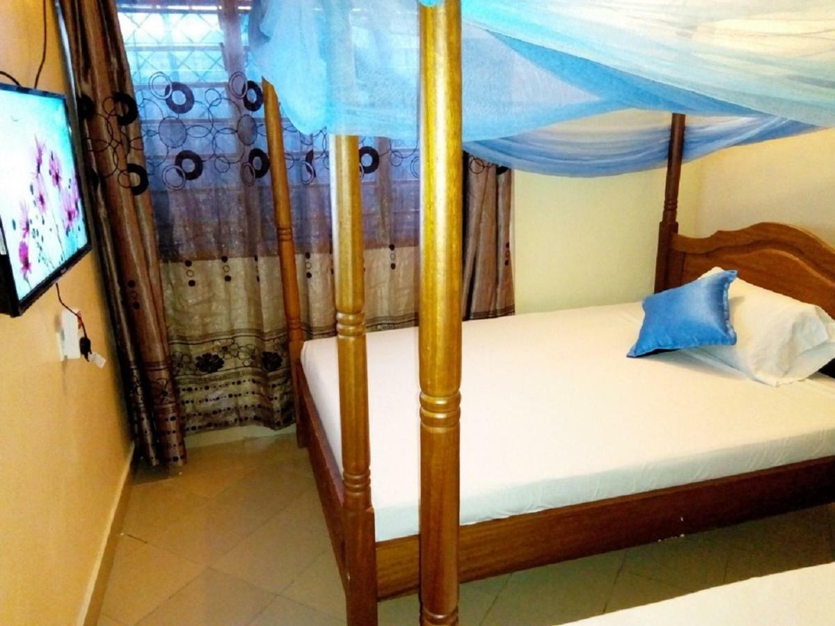 Mali Guest House Kisauni Bagian luar foto