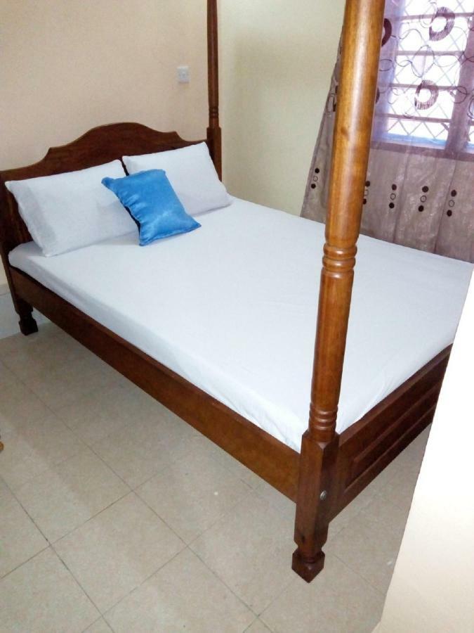 Mali Guest House Kisauni Bagian luar foto