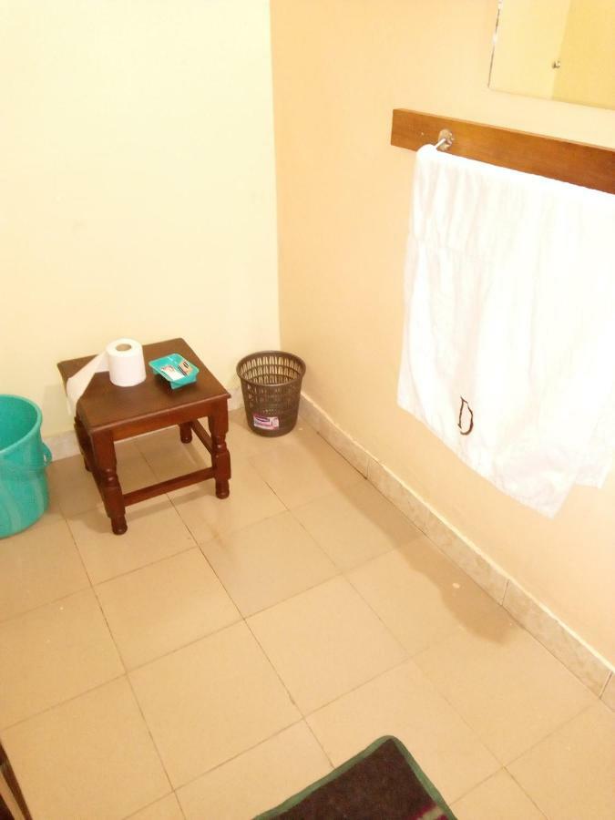 Mali Guest House Kisauni Bagian luar foto