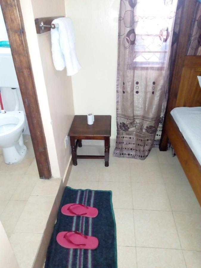 Mali Guest House Kisauni Bagian luar foto